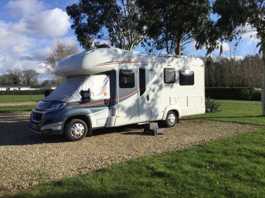 A6CD3FB5-7C53-4287-AA27-F1FB5C4C8C64